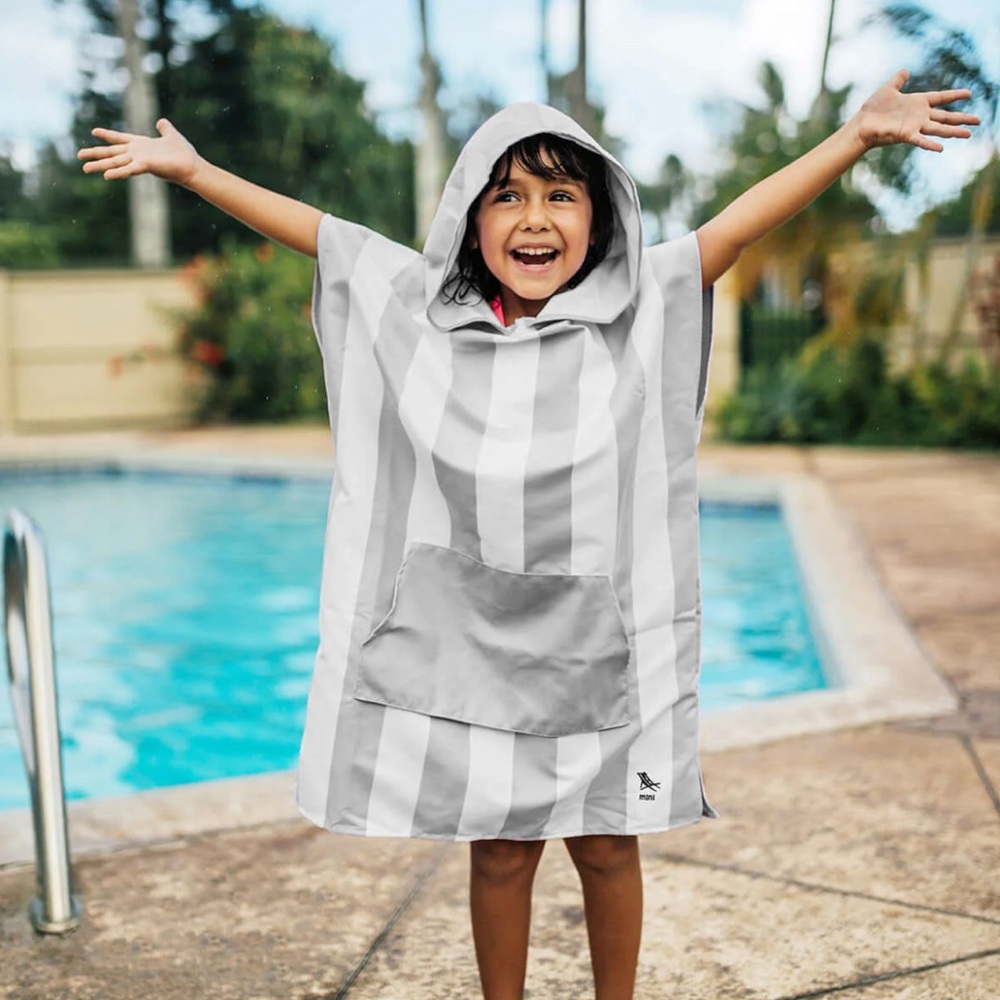 New Dock & Bay KIDS Poncho Hooded Towel NWT Size 2-4